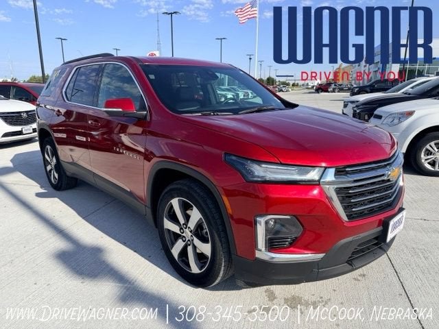 2023 Chevrolet Traverse LT Leather