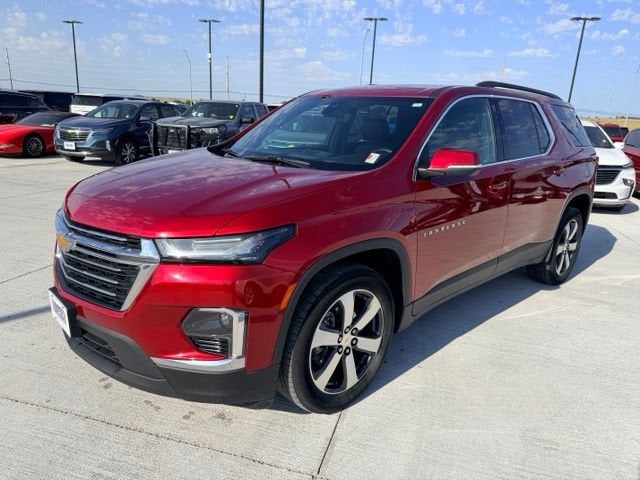 2023 Chevrolet Traverse LT Leather
