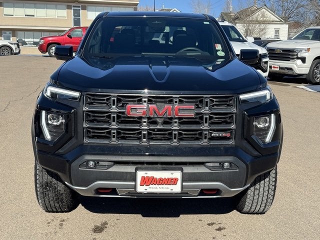 2025 GMC Canyon AT4