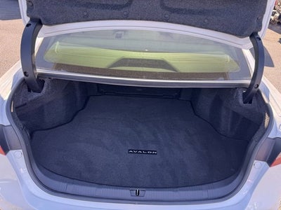 2017 Toyota Avalon XLE