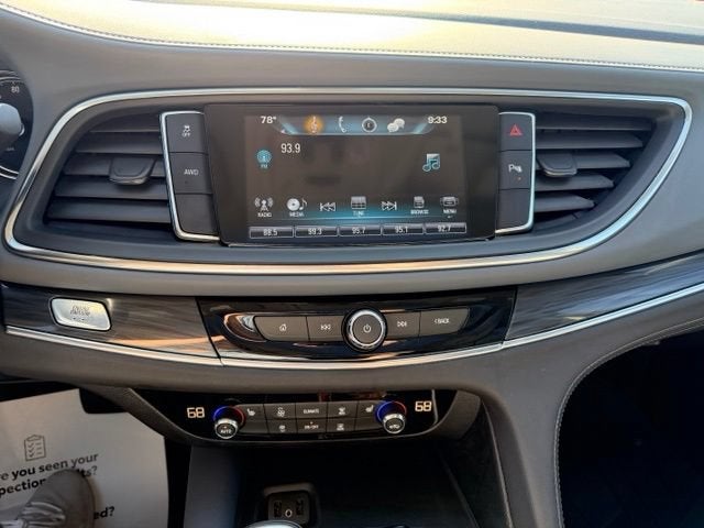2018 Buick Enclave Essence