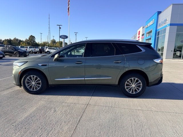 2022 Buick Enclave Essence