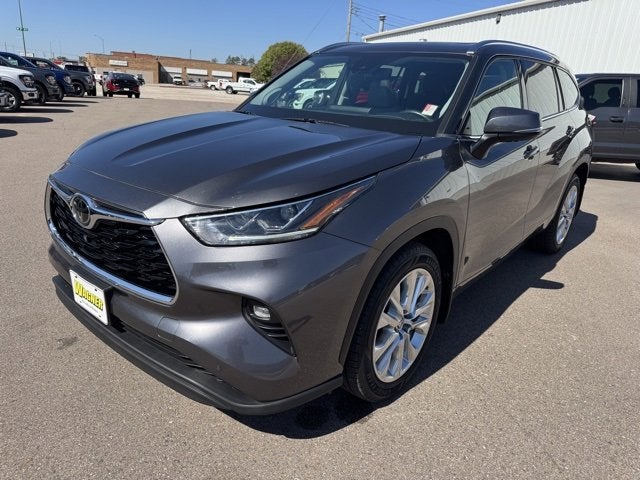 2022 Toyota Highlander Limited