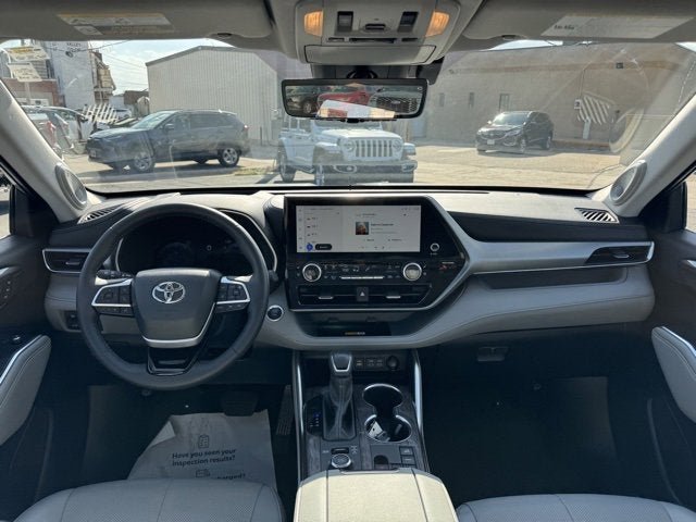 2024 Toyota Highlander Platinum