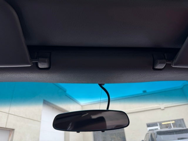 2002 Ford Thunderbird Base