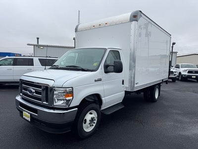 2025 Ford E-350SD Base Cutaway