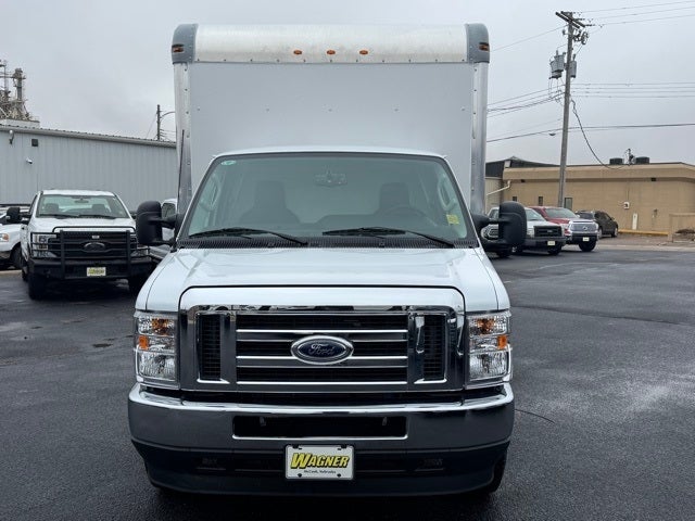 2025 Ford E-350SD Base Cutaway