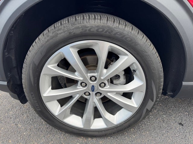 2023 Ford Explorer Platinum