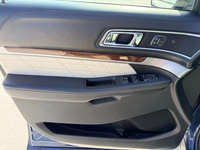2016 Ford Explorer Platinum