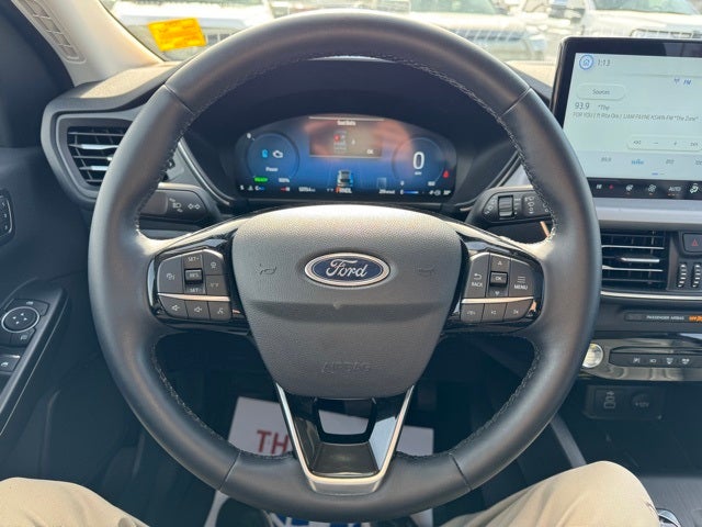 2025 Ford Escape Hybrid Platinum