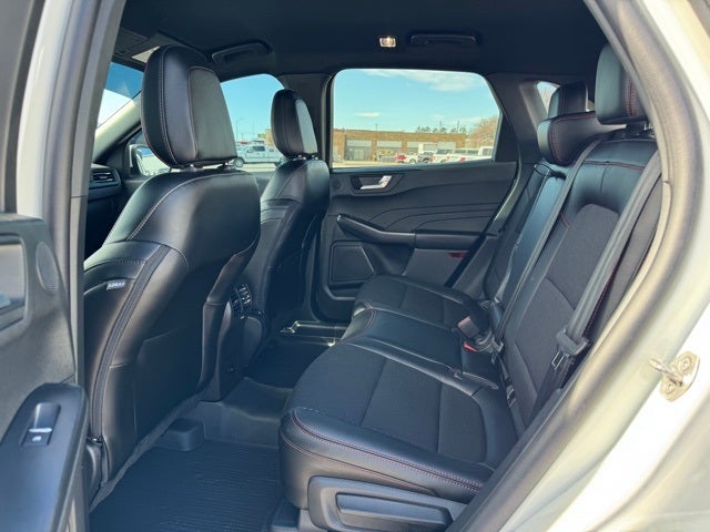 2025 Ford Escape Hybrid ST-Line Select