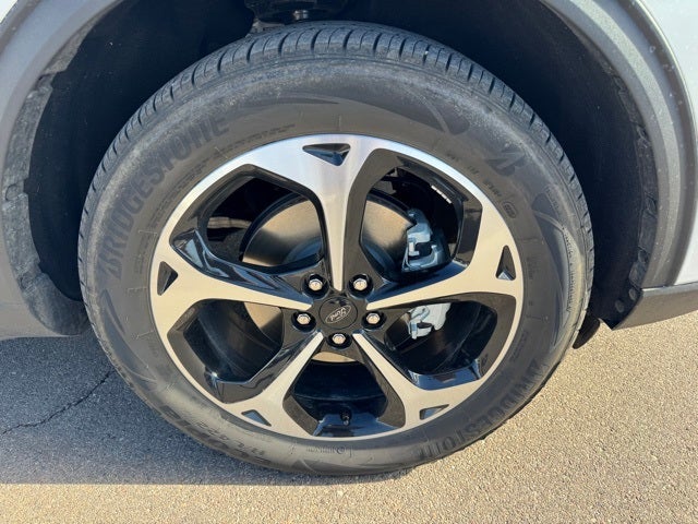 2025 Ford Escape Hybrid ST-Line Select