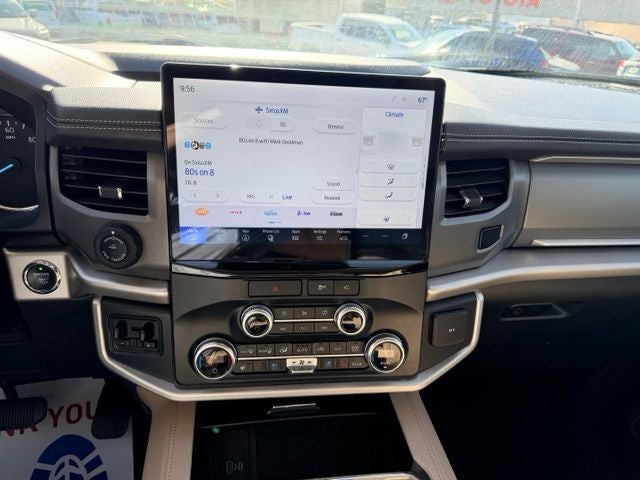 2022 Ford Expedition Max XLT