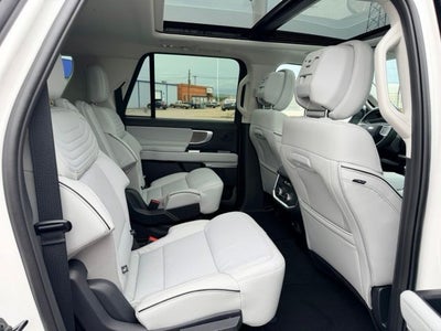 2026 Ford Expedition Max Platinum