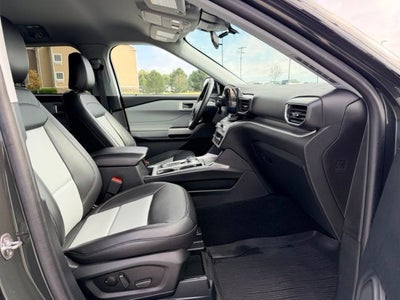 2024 Ford Explorer XLT
