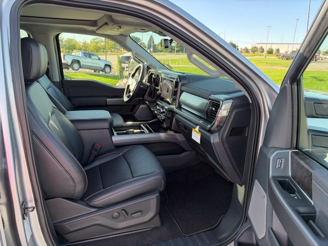 2027 Ford F-350SD Lariat DRW
