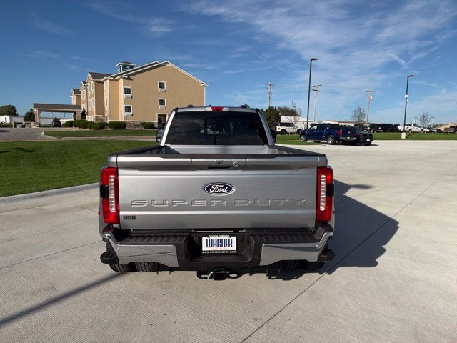 2027 Ford F-350SD Lariat DRW