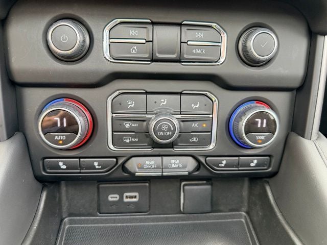 2023 Chevrolet Suburban Z71