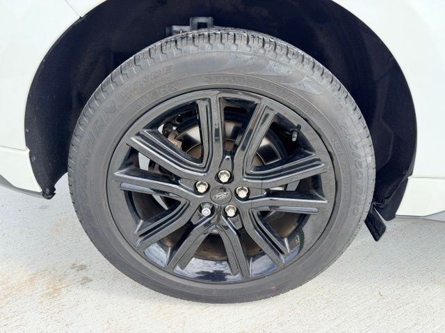 2024 Ford Edge ST Line