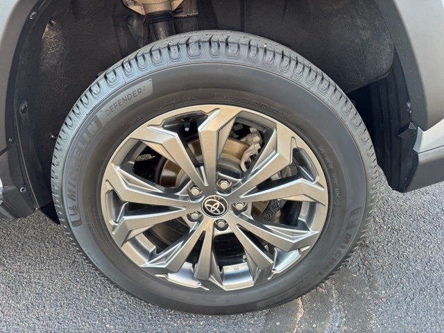 2022 Toyota RAV4 Hybrid XLE Premium