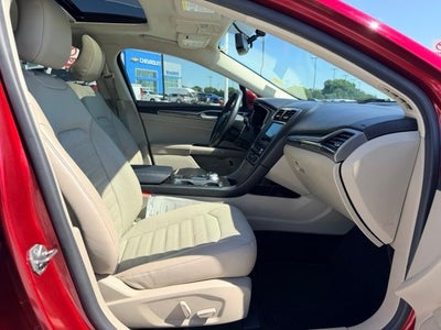 2017 Ford Fusion Hybrid SE