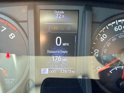2022 Toyota Tacoma SR V6