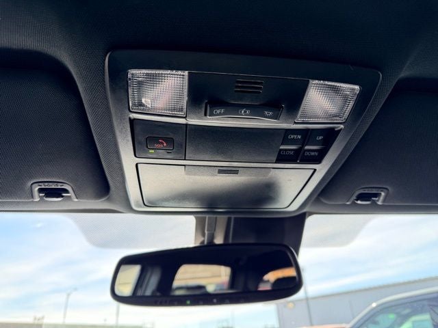 2023 Toyota Tacoma Limited V6