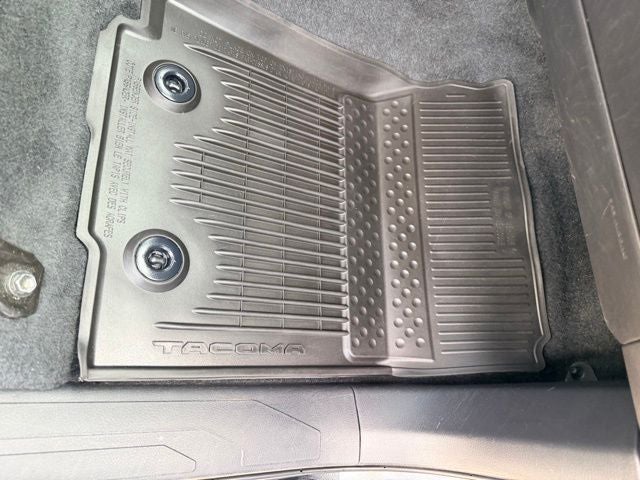 2023 Toyota Tacoma Limited V6