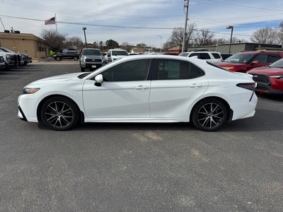 2023 Toyota Camry Hybrid SE
