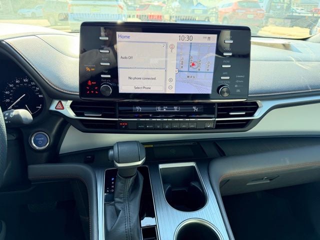 2022 Toyota Sienna XSE 7 Passenger