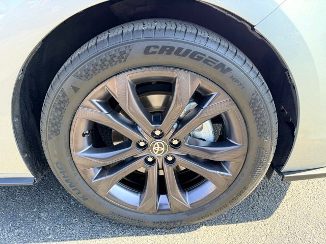 2022 Toyota Sienna XSE 7 Passenger