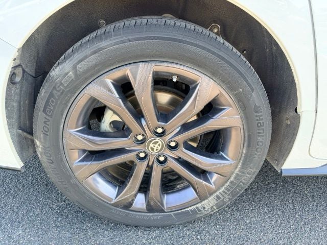 2022 Toyota Sienna XSE 7 Passenger