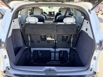 2022 Toyota Sienna XSE 7 Passenger