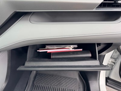 2022 Toyota Highlander Hybrid Platinum