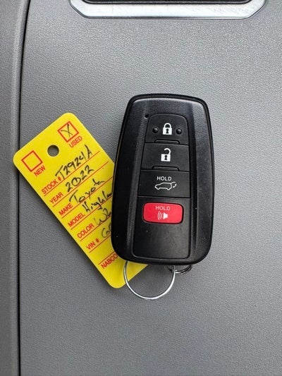 2022 Toyota Highlander Hybrid Platinum