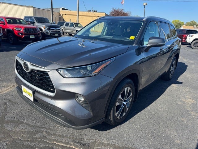 2022 Toyota Highlander XLE