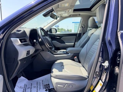 2021 Toyota Highlander XLE