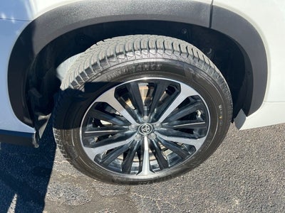 2022 Toyota Highlander XSE