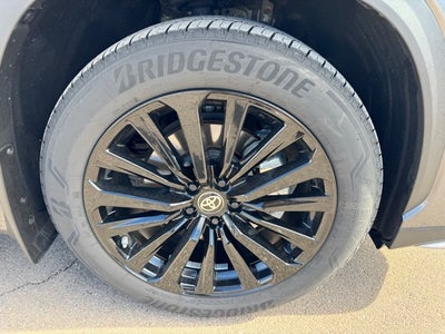 2024 Toyota Highlander XSE