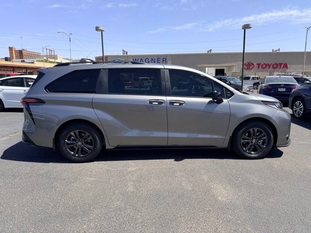 2026 Toyota Sienna XSE 7 Passenger