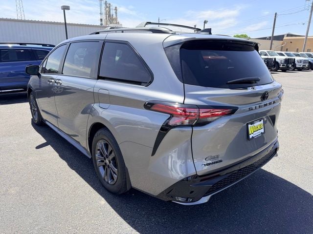 2026 Toyota Sienna XSE 7 Passenger