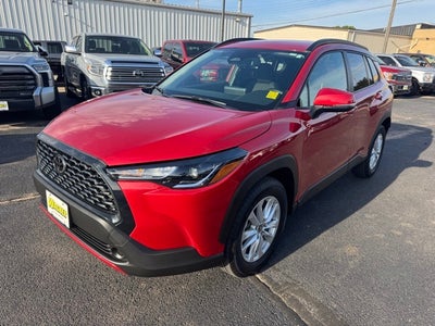 2024 Toyota Corolla Cross LE